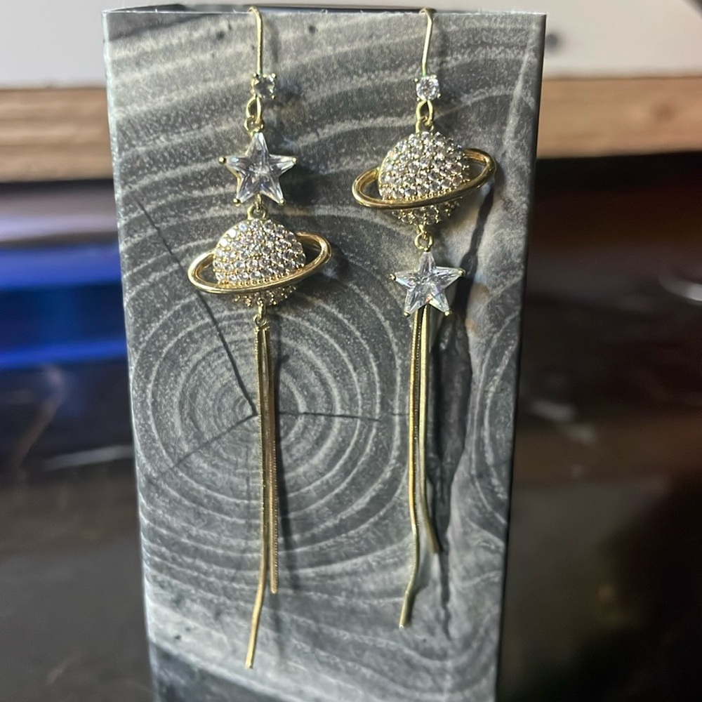 Celestial sparkling earrings